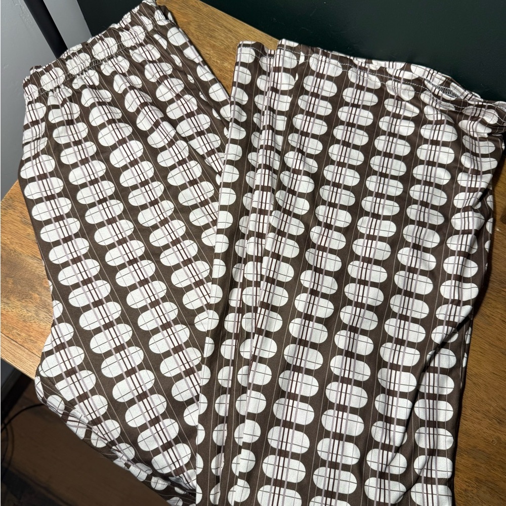 Brown and White Vintage Flared Leggings